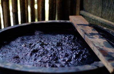                THE RECIPE   /   /   /   /   / MAKING AN INDIGO VAT             /   /   /...