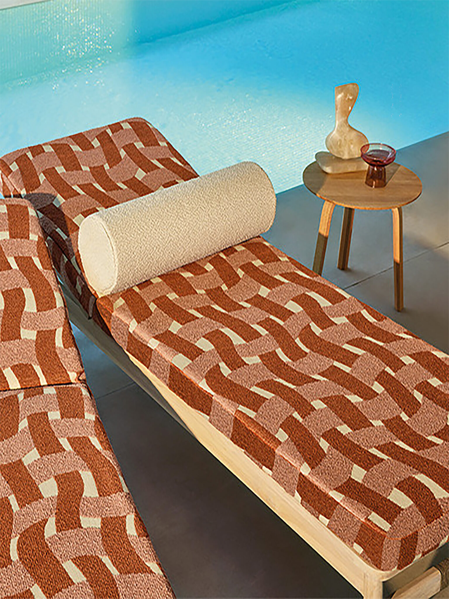 pool outdoor recycled 02